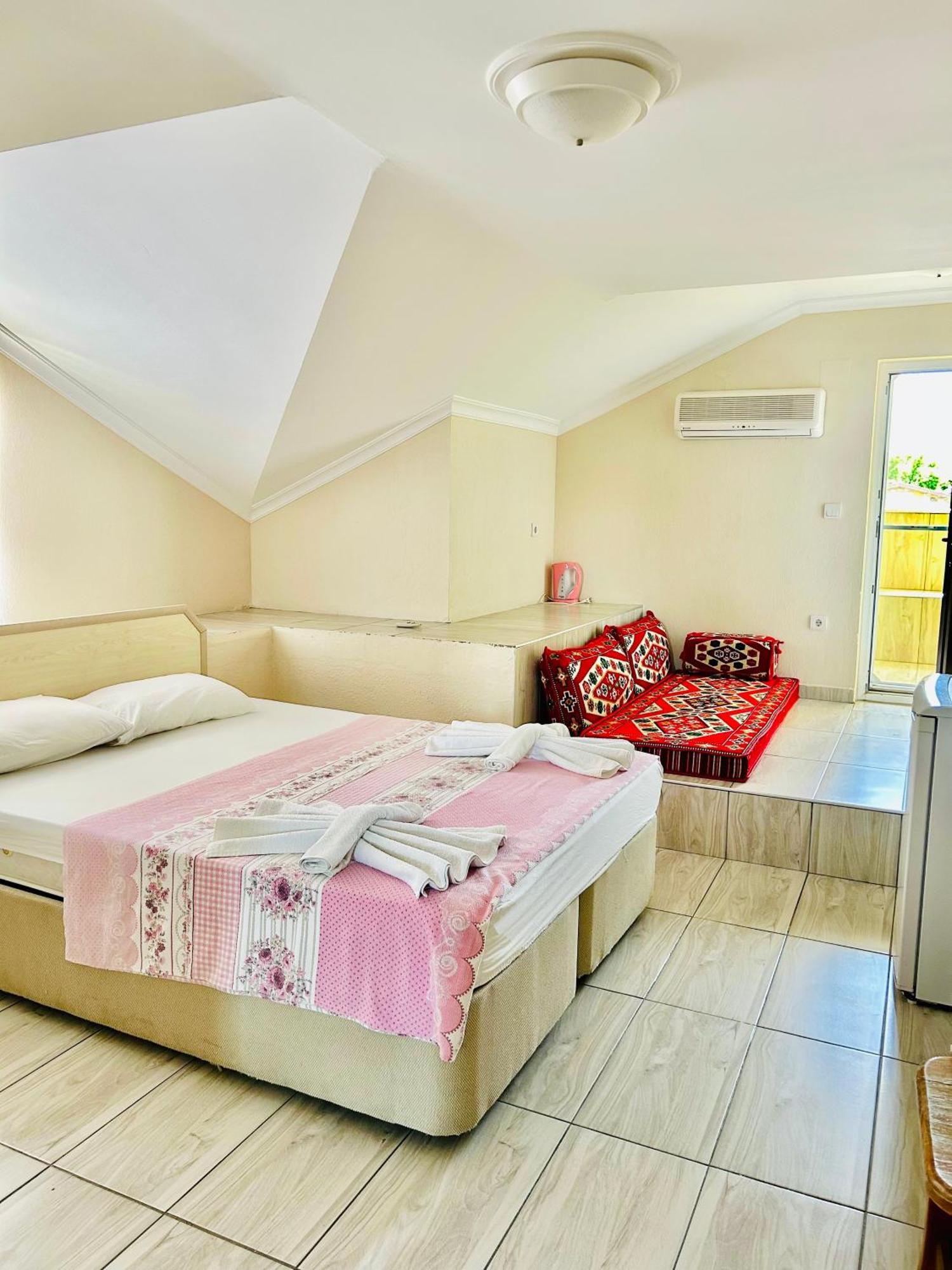 Karaca Apart Hotel Dalyan Extérieur photo